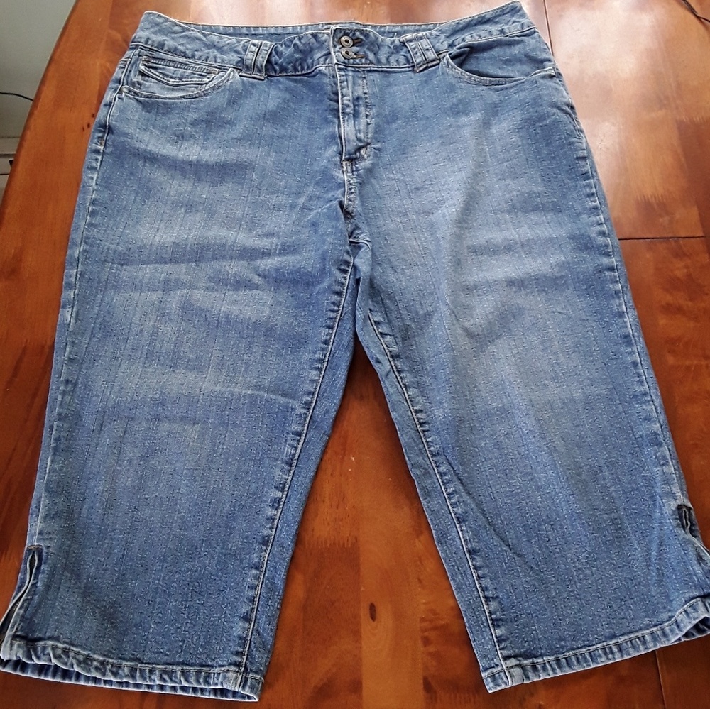 Womens jean capris